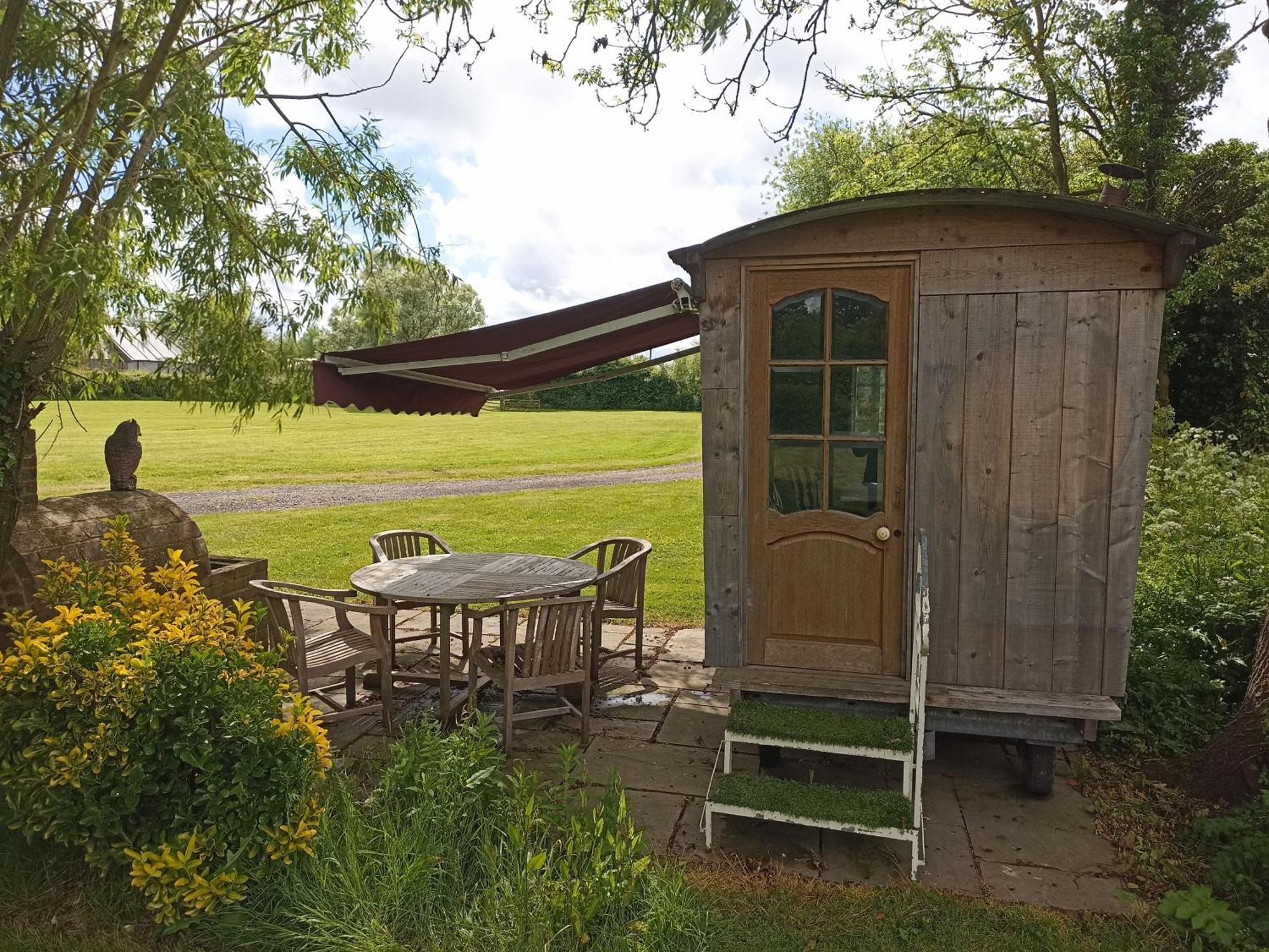 Newenden The Oast By Bloom Stays מראה חיצוני תמונה