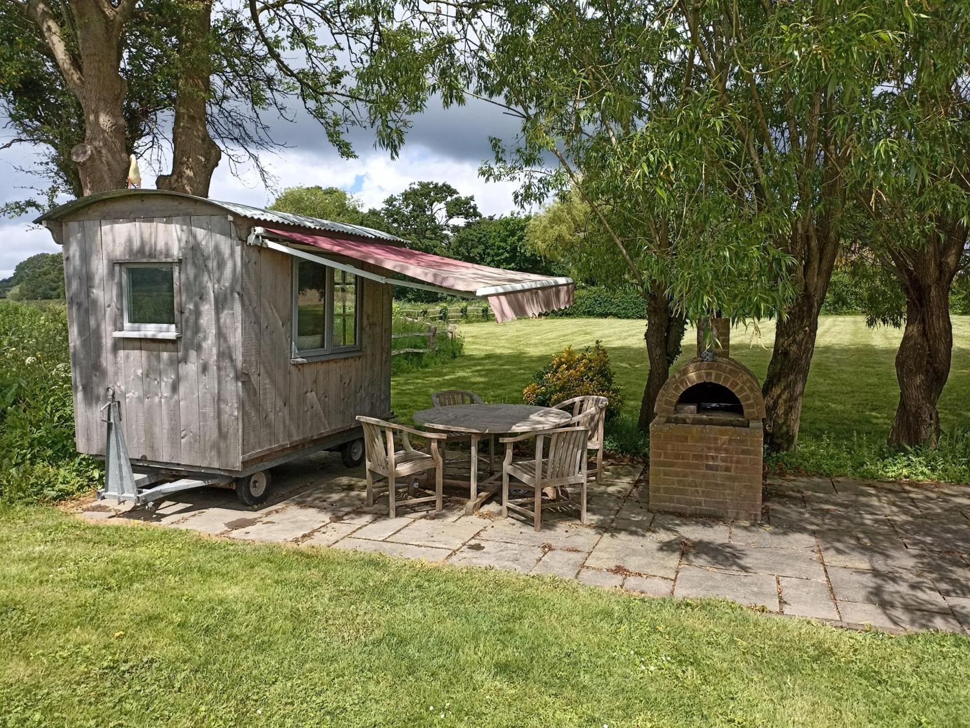 Newenden The Oast By Bloom Stays מראה חיצוני תמונה